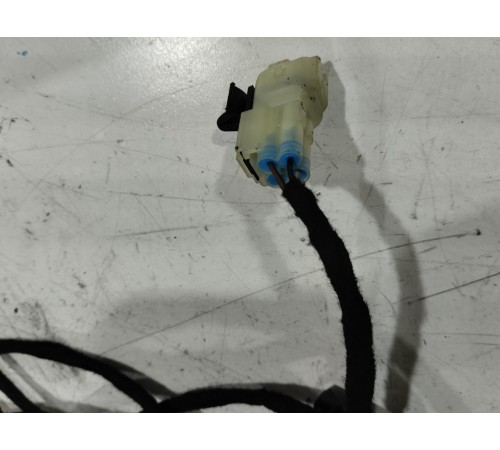 Электропроводка двери передняя левая