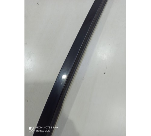 Молдинг лобового стекла(левый)