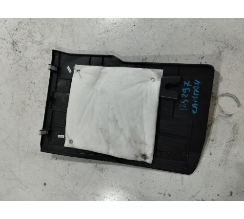 Накладка центральной консоли левая