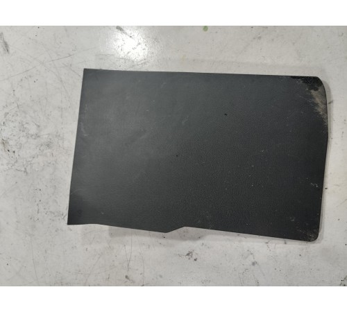 Накладка центральной консоли левая