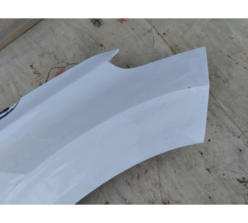 Крыло переднее правое