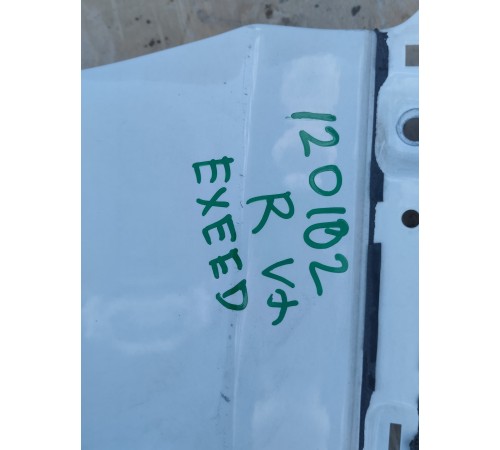 Крыло переднее правое