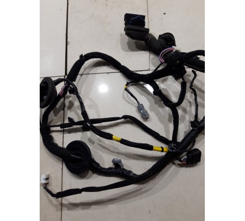 Электропроводка двери (передняя, левая)