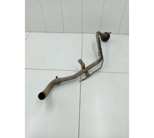 Горловина топливного бака