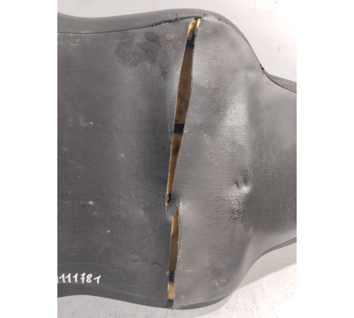 Спинка правого (пассажирского) сиденья