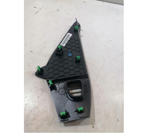 Накладка торпедо правая