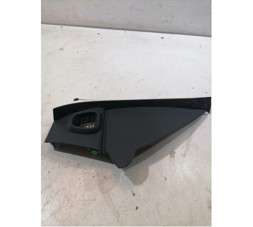 Накладка торпедо правая