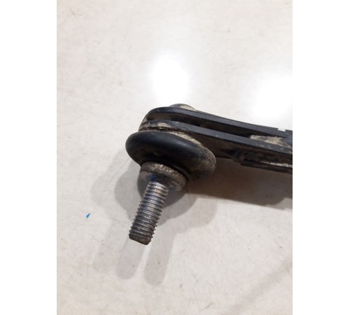 Стойка стабилизатора передняя левая