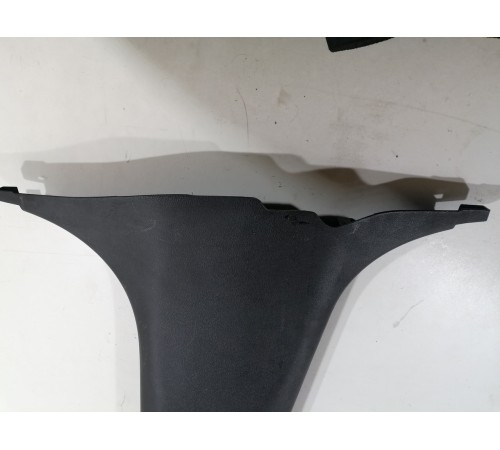 Обшивка центральной стойки правая нижняя