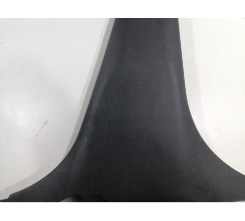 Обшивка центральной стойки правая нижняя