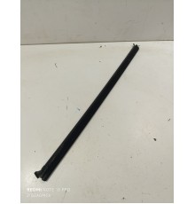 Уплотнитель стекла задний левый внутренний