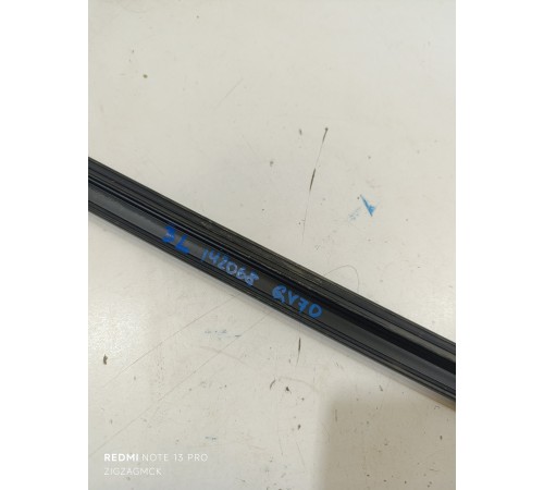 Уплотнитель стекла задний левый внутренний