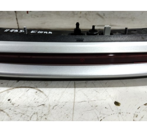 Спойлер крышки багажника