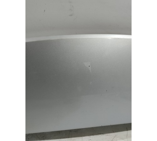 Спойлер крышки багажника