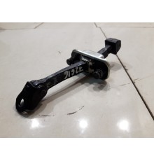 Ограничитель двери (задний, левый)