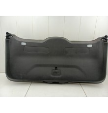 Обшивка двери багажника