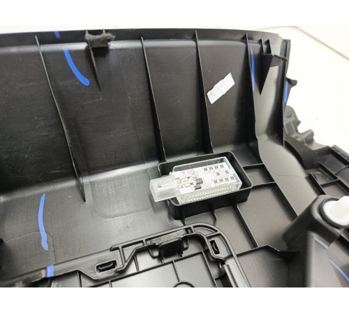 Обшивка двери багажника