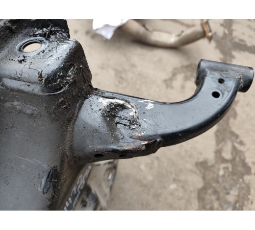 Балка (подрамник) передний