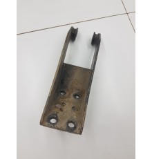 Кронштейн крепление рамы передний левый