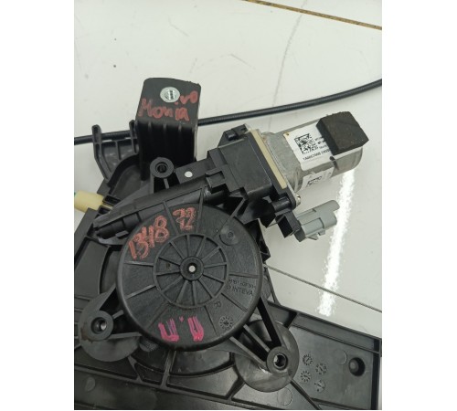 Стеклоподъемник двери передний правый