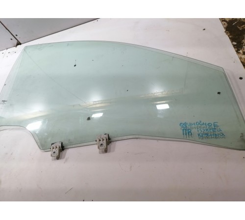 Стекло двери переднее правое