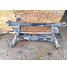 Балка задняя, подрамник