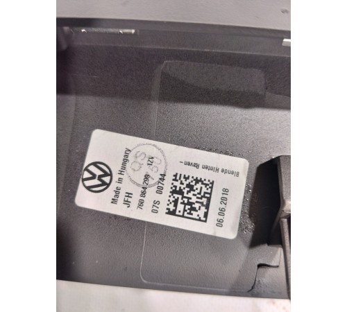 Накладка торпедо