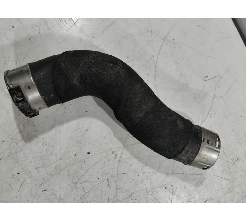 Патрубок интеркулера