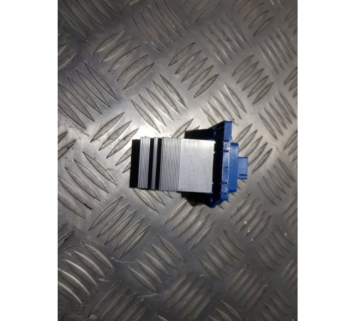 Реле вентилятора печки