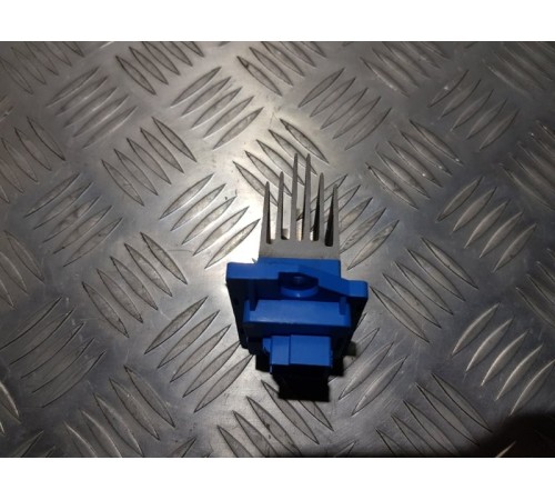 Реле вентилятора печки