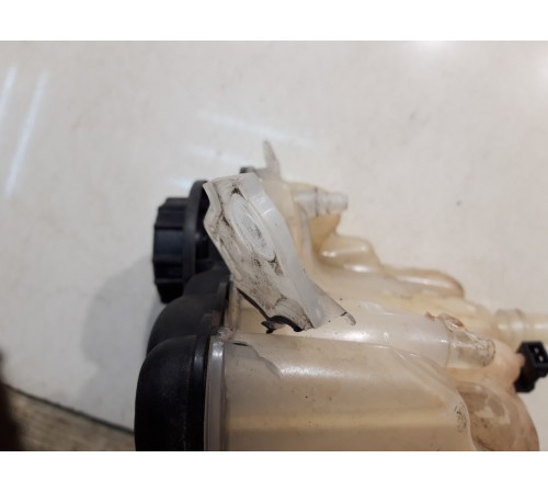 Бачок расширительный