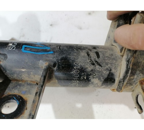 Амортизатор в сборе передний правый