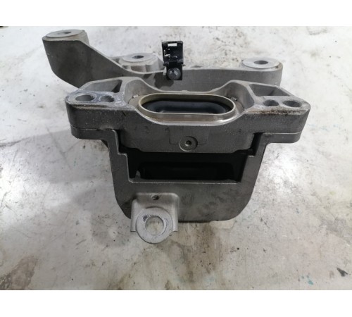 Подушка, опора КПП