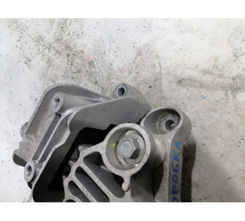 Подушка, опора КПП