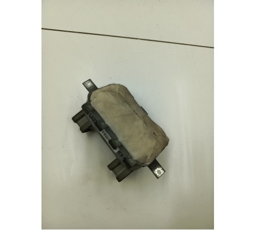 Подушка безопасности пассажира