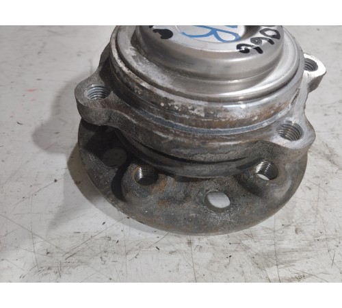 Ступица передняя правая