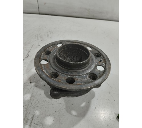 Ступица передняя правая