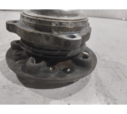 Ступица передняя правая