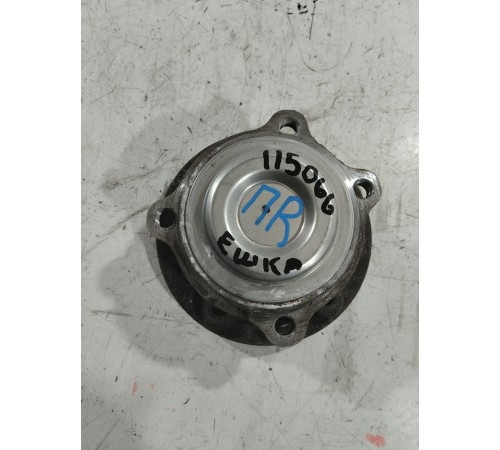 Ступица передняя правая