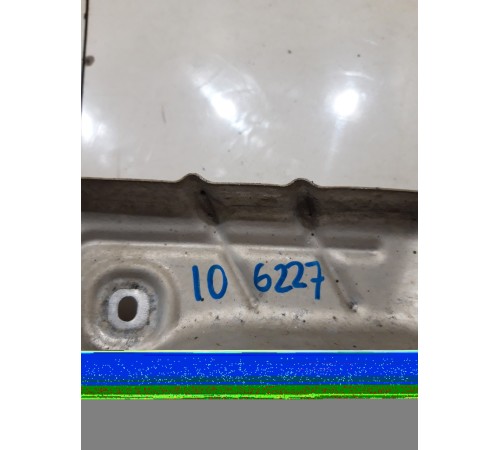 Теплоизоляционный экран рулевой рейки