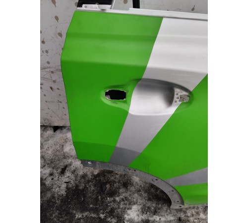 Дверь(задняя правая)