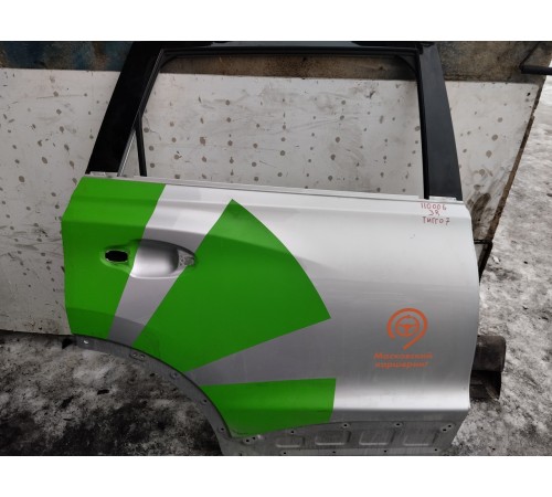 Дверь(задняя правая)