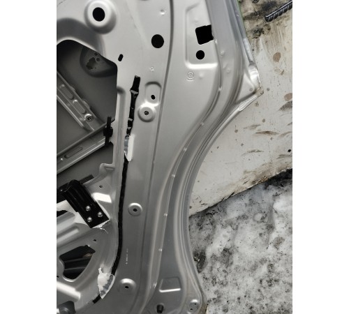 Дверь(задняя правая)