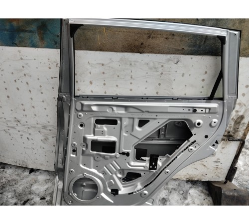 Дверь(задняя правая)