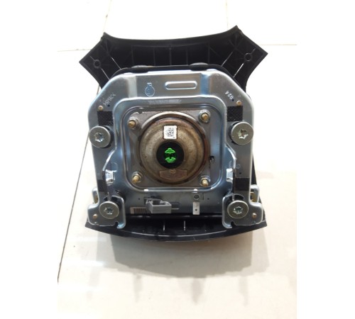 Подушка безопасности водителя