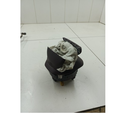 Подушка безопасности водителя