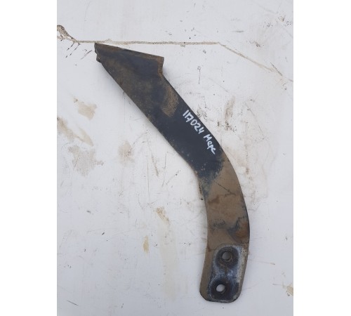 Кронштейн рамы