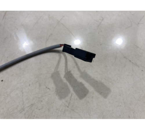 Дефлектор воздушный правый средней стойки