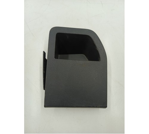 Накладка крышки предохранителей салона