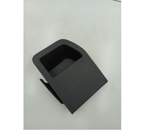 Накладка крышки предохранителей салона